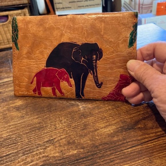 Vintage multicolor leather clutch/wallet - Picture 3 of 9